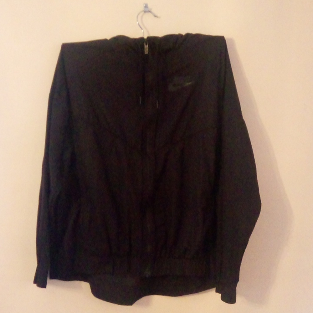 Nike Women's Essential Repel Woven Jacket